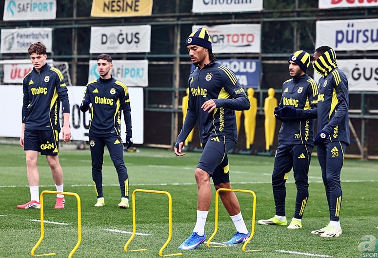 Fenerbahçe’de Sezon Sonu İlk Veda Netleşti! Yeni Adresi Belli Oldu