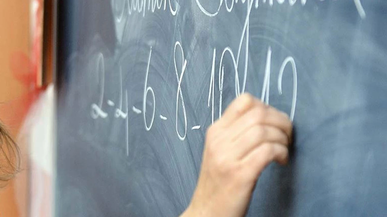 Öğretmenler Bekliyordu: Alan Değişikliği Takvimi Netleşti