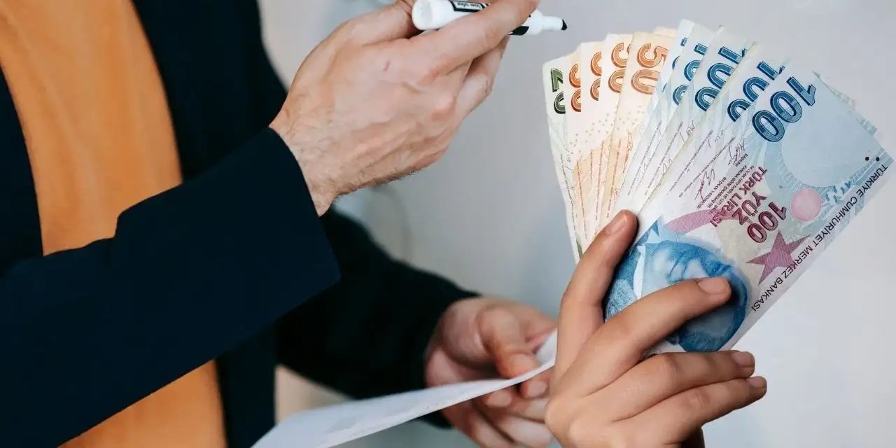 Mart ayı ek ders ücretlerinde takvim belli oldu: Ödemeler ne zaman yapılacak?