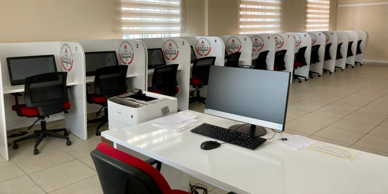 MEB’den Öğretmenlere Yeni E-Sınav Görevleri ve Güncel Ücretler