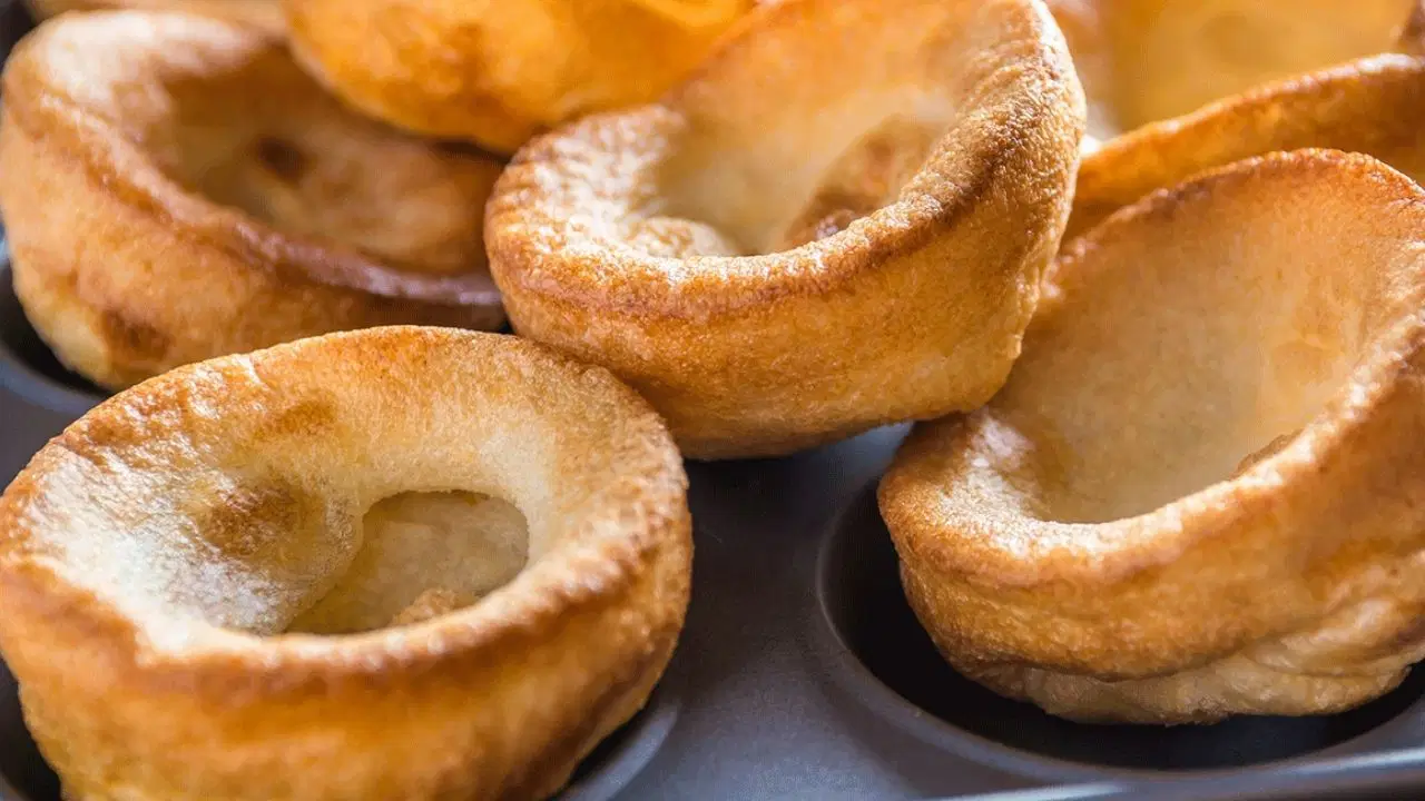 Yorkshire Pudding: Şık ve Pratik Bir İngiliz Klasiği