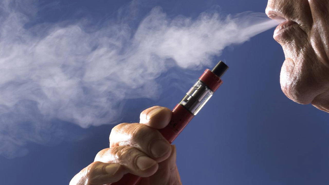 Elektronik sigara kapıdan mı sızıyor? Sağlığa Evet Derneği’nden ‘yeni tütün kanunu’ uyarısı!