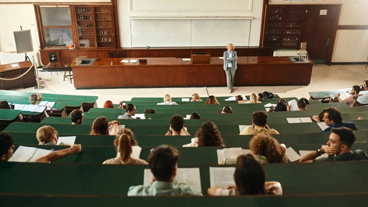 Dikkat Çeken Eğilim: Çalışmadan Başarayım