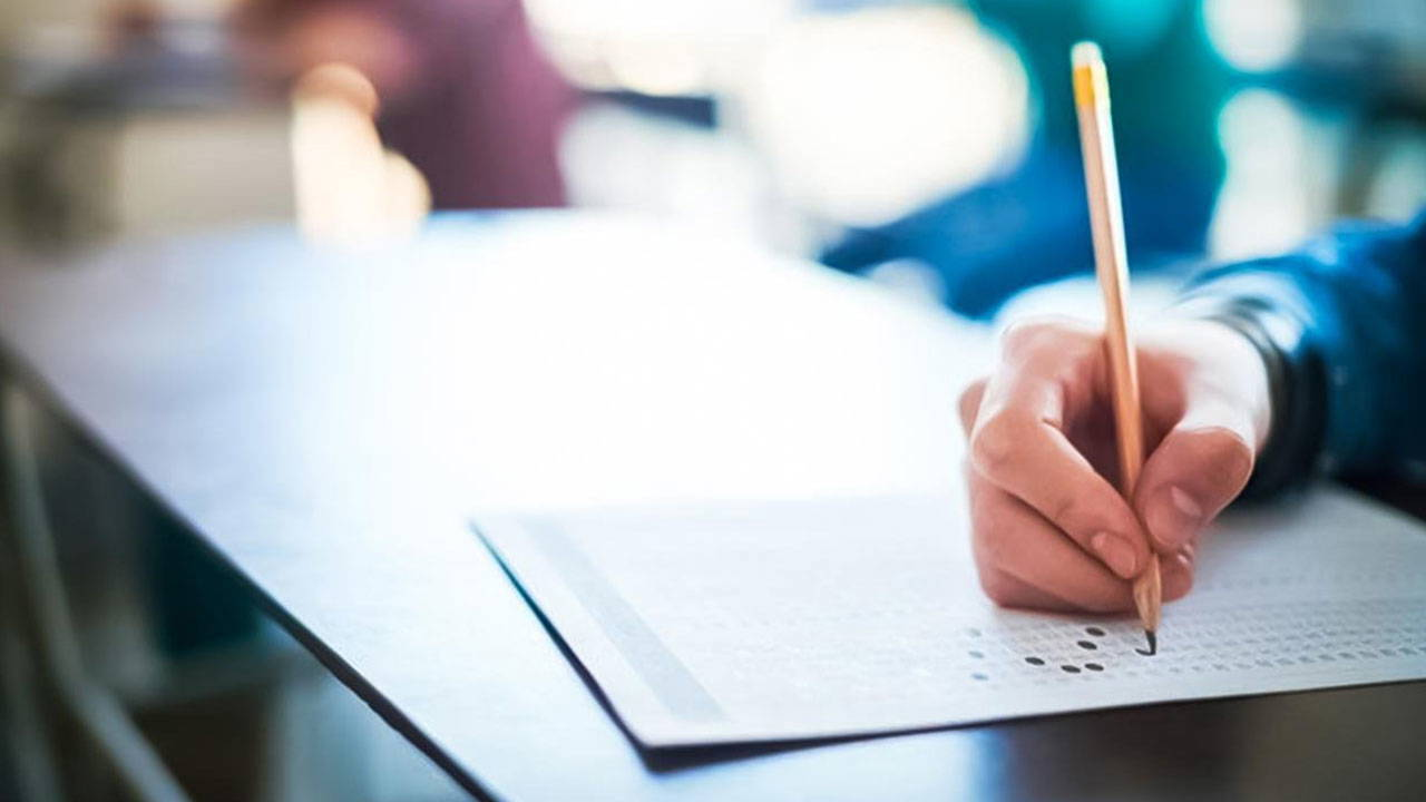 “ATA AÖF öğrencileri dikkat: Ara sınav sonuçları açıklandı mı, nereden bakılır?”